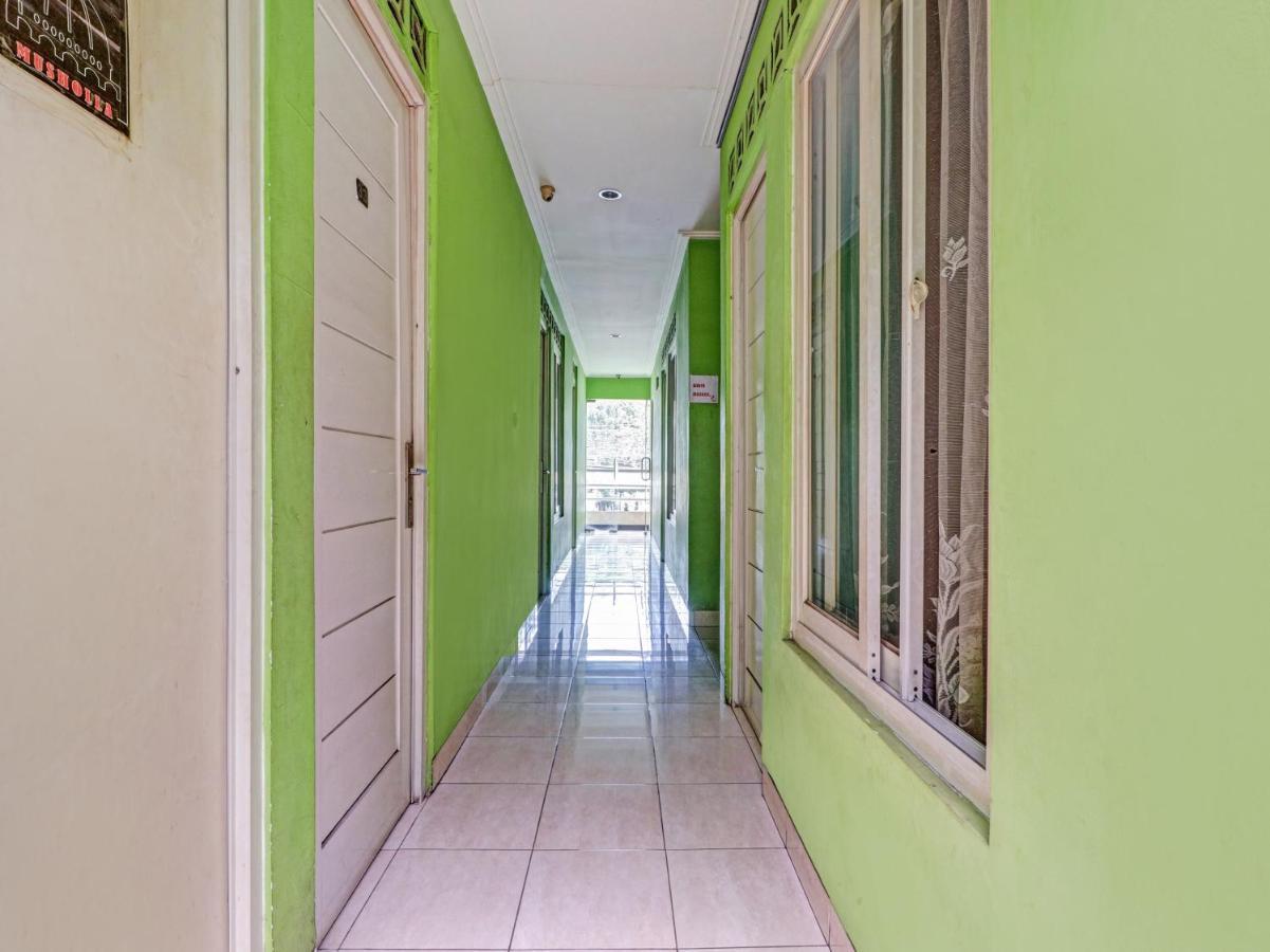 Spot On 90632 Hotel Pelangi Indah Paskal Bandung Buitenkant foto
